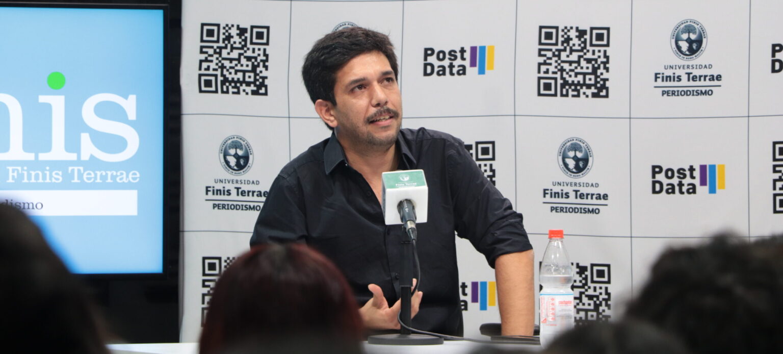 Nicolás Sepúlveda, de CIPER: “Hay que trabajar más y no quedarse con la cuña fácil” Nicolás Sepúlveda, "Periodismo en tiempos de corrupción"