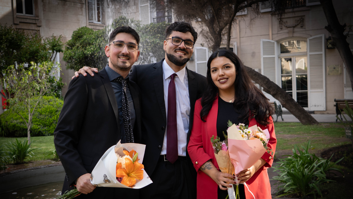 Tres ex alumnos de Periodismo Finis son finalistas en los Premios Pfizer Foto: @sacolafotonomas