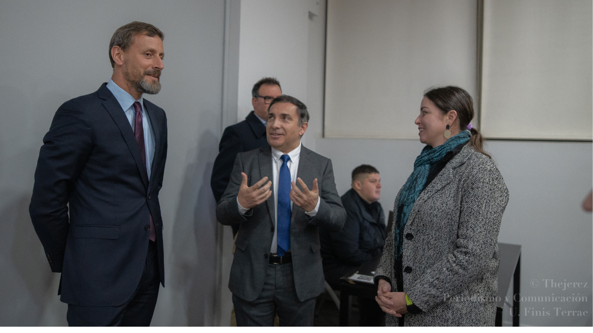 Diplomático polaco destaca la resiliencia de su país y advierte sobre las lecciones de la guerra en Ucrania Fotos: Diego Jerez